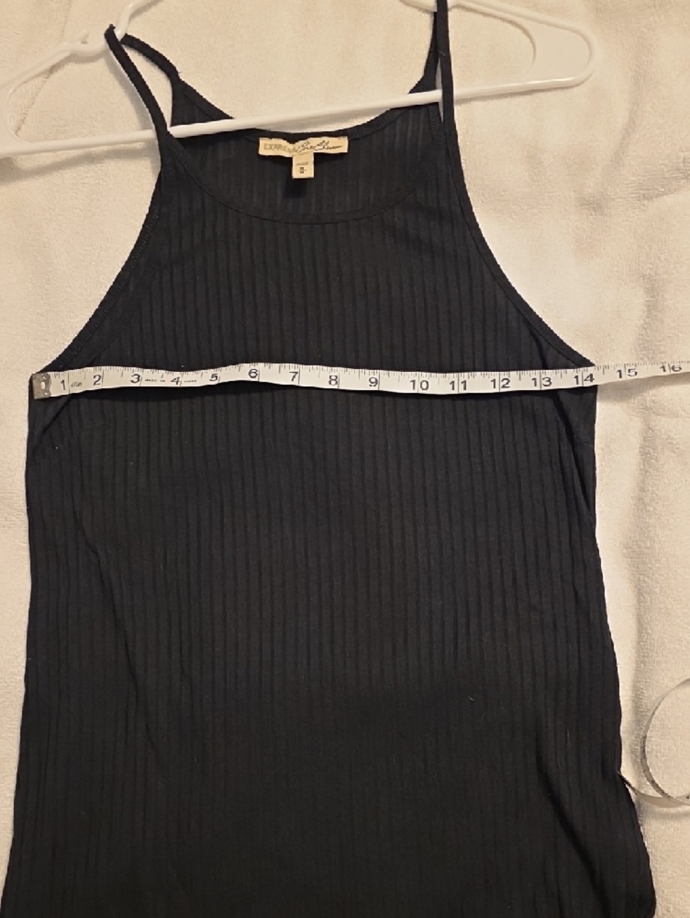 Express Medium Ribbed Flowy Tank Top - Picture 5 of 5